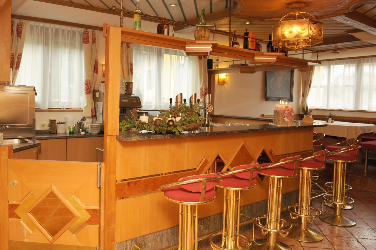 Hotel Roesslwirt Kirchberg in Tirol Exterior photo